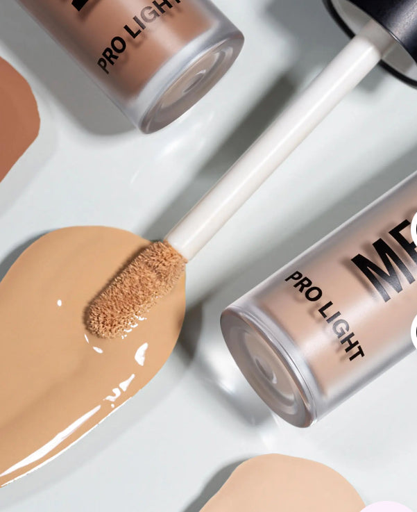 PRO LIGHT CONCEALER